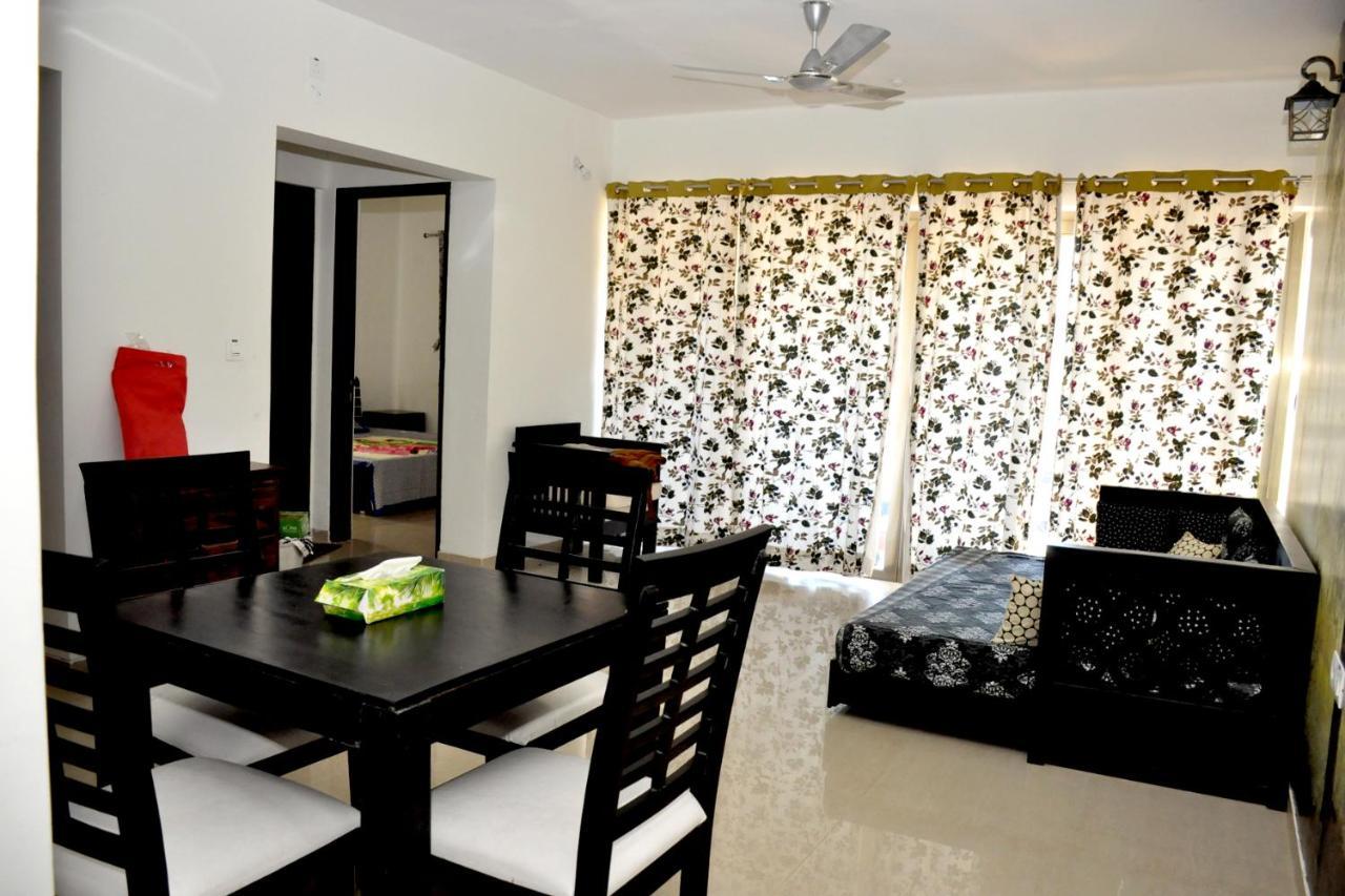 2Bhk Lake View Apartment Lavasa Esterno foto